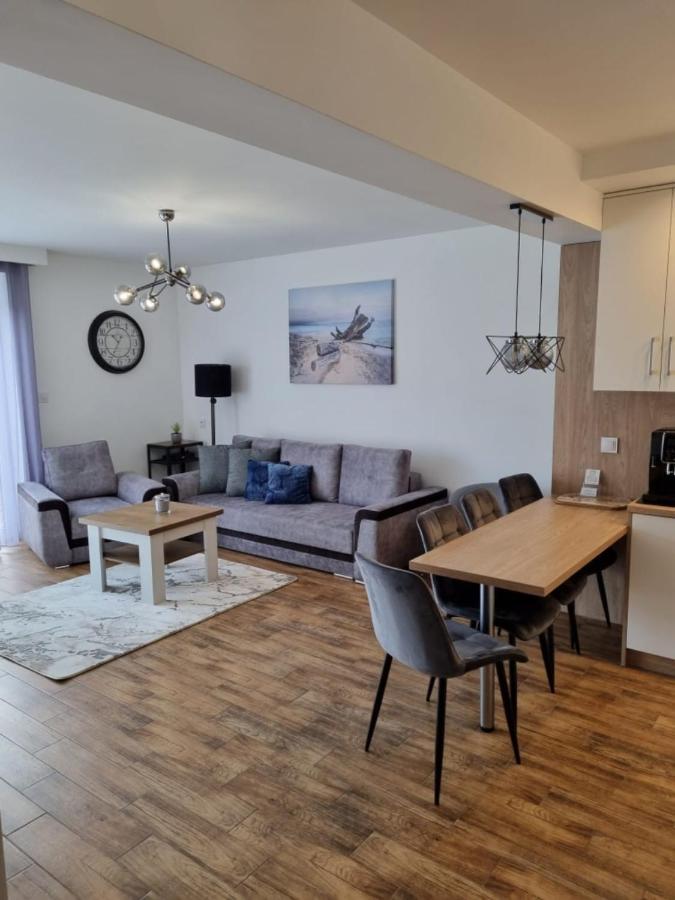Apartament Rewal Exterior foto